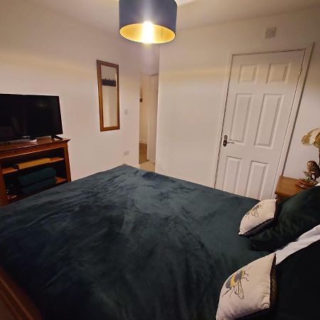 Lovely Rooms In A Quiet Place Of Woking Eksteriør billede